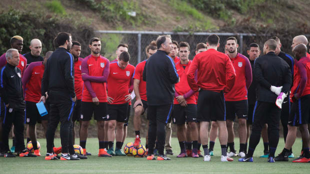 bruce-arena-usmnt-serbia-friendly-preview.jpg